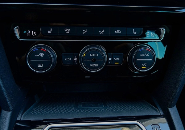 Volkswagen Passat cena 129900 przebieg: 81895, rok produkcji 2019 z Zawadzkie małe 436